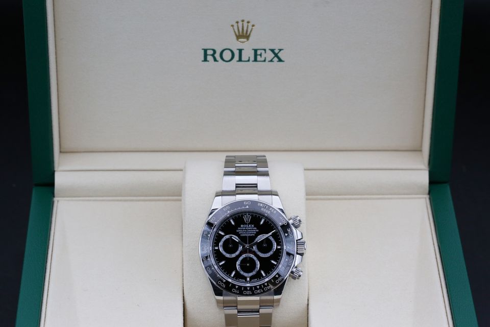 Rolex Daytona 126500 LN Image 4
